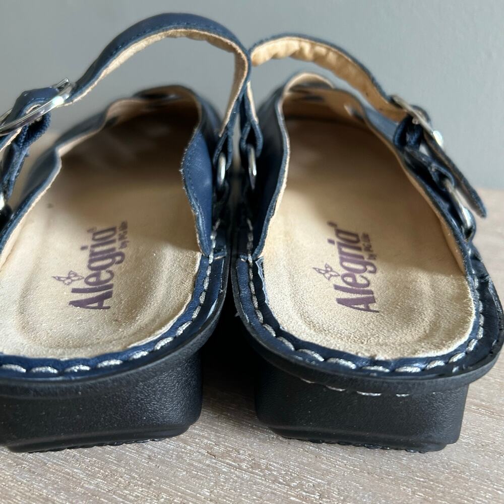 Alegria Women’s Fisherman Sandals, Size 38 EU – Navy Leather, Buckle Det - Picture 5 of 8
